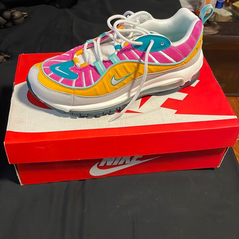 Women’s air max 98